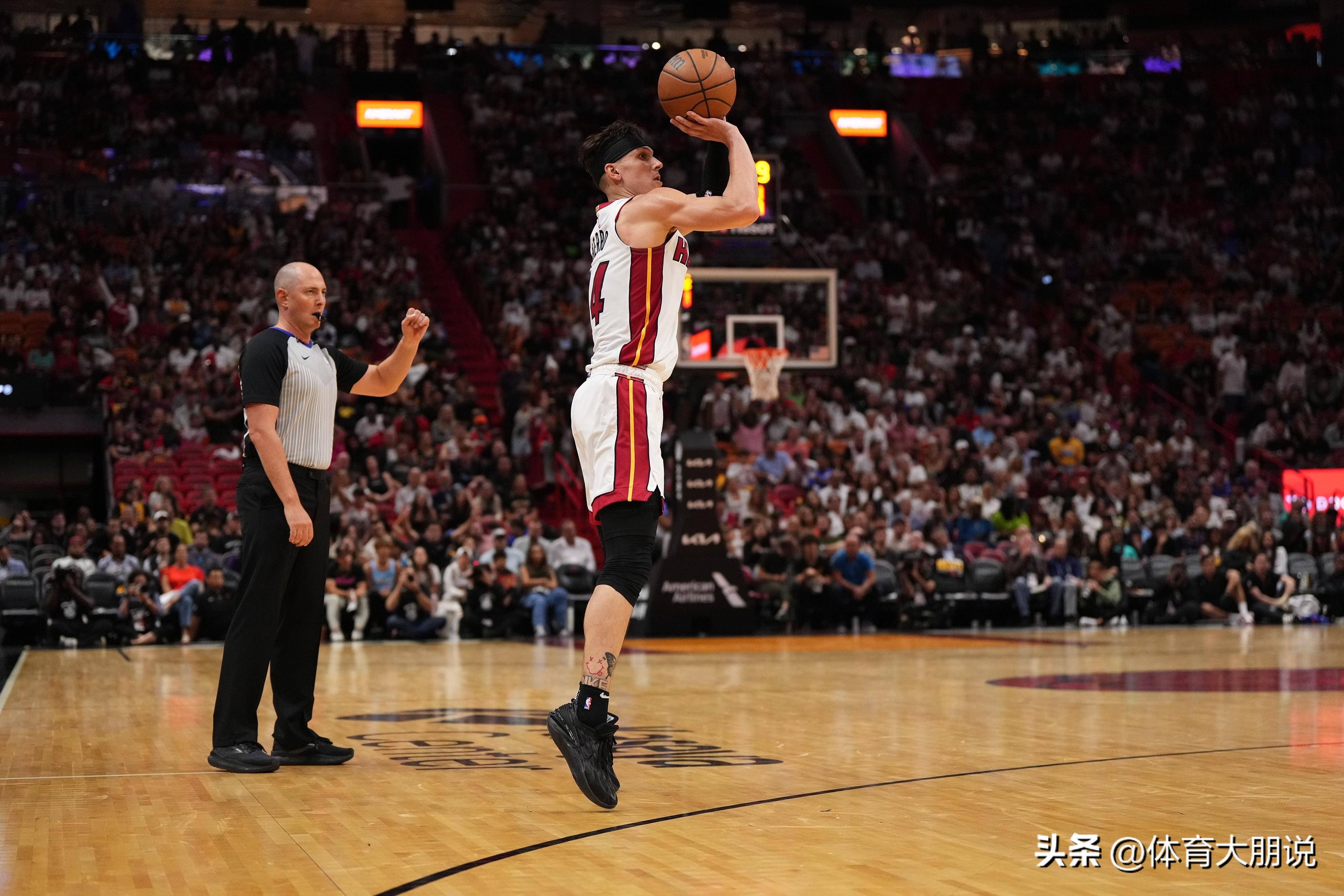 包含今夜底特律活塞备战CBA季后赛，篮板制胜细节曝光，震撼外界，细节决定成败的词条